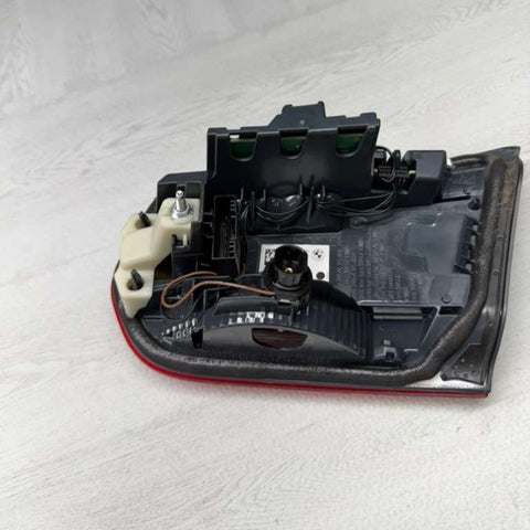 2016–2018 BMW 3 Series Left Side Inner LED Tail Light Lamp OEM H7736912107