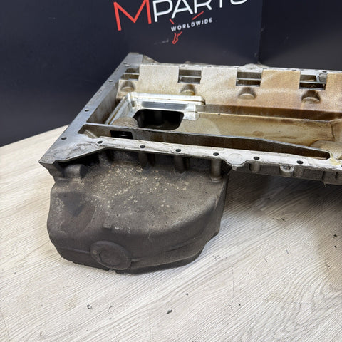2008-2013 BMW E90 E92 E93 M3 S65 V8 LOWER ENGINE OIL PAN OEM *Notes*