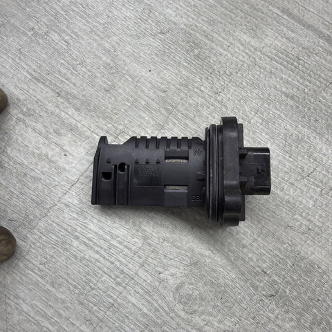 12-18 OEM BMW F82 F22 F30 F32 F10 F13 M4 MAF Mass Air Flow Sensor Meter Engine
