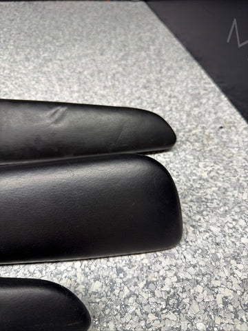 01-06 BMW E46 M3 Convertible Door Arm Rest Armrest Pads Black *Broken Tab*