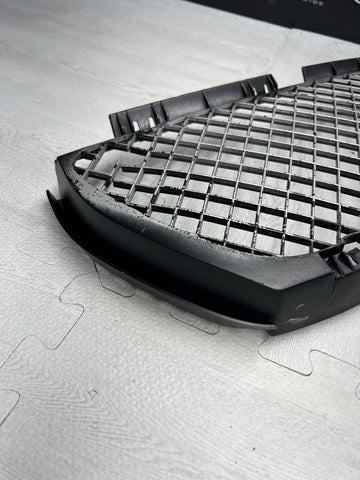 Genuine 01-06 BMW E46 M3 Front Center Bumper Grille Cover Trim *Cracked*