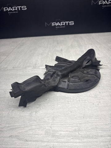 15-20 F80 F82 F83 M3 M4 FRONT RIGHT UPPER RUBBER STRUT MOUNT COVER OEM 8066662