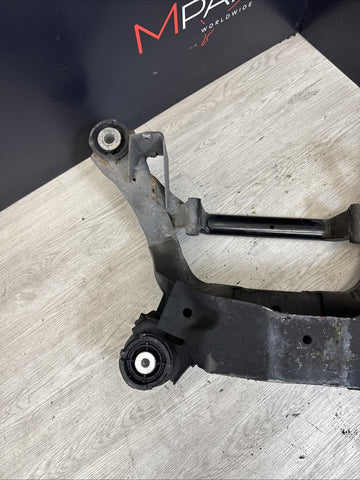 01-06 BMW E46 M3 REAR SUSPENSION SUBFRAME AXLE CARRIER CRADLE