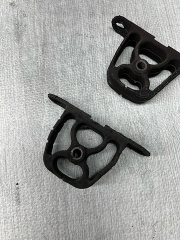 Exhaust Hangers Bracket Holders Mounts Pair BMW E38 E36 Z3 Z3M 18211704198