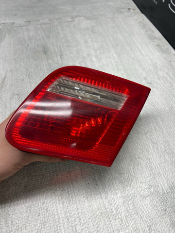 03-06 BMW E46 325 330 M3 Right Passenger Trunk Mounted Inner Tail light 6920706