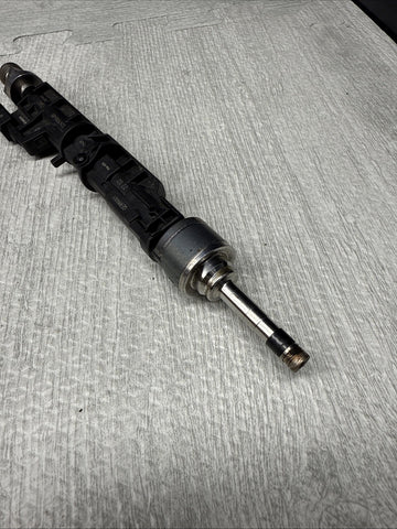 OEM 2018-2020 BMW M5 M8 F90 F91 F92 F93 S63 HIGH PRESSURE FUEL INJECTOR 7852362