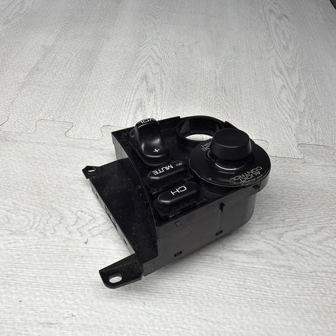 00-03 HONDA S2000 RADIO AUDIO VOLUME CONTROL SWITCH MUTE CHANNEL CHANGE