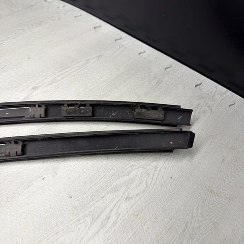 08-13 BMW E92 335 M3 Coupe Roof Rails Mouldings Pair 51138045379 *Fading Paint*