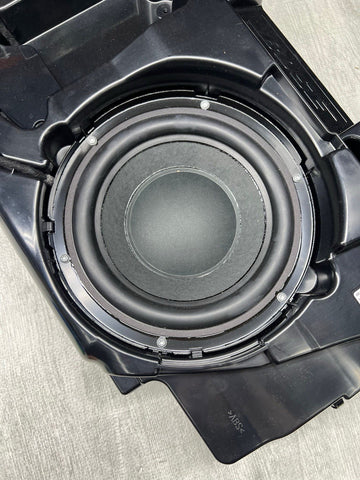 PORSCHE MACAN - BOSE Subwoofer Sub Woofer Bass Speaker 95B035481B