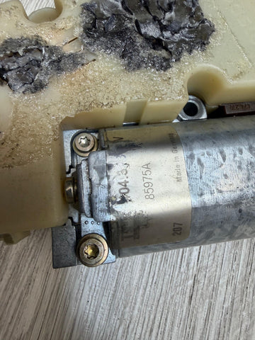 1993-1999 BMW E36 Convertible Sunroof Front Top Drive Motor OEM 67.61-8370823