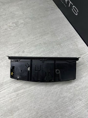 OEM FRONT CENTER CONSOLE GLASSES TRAY STORAGE 01-06 BMW E46 3-SERIES M3 8260312