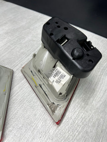 03-06 BMW E46 325 330 M3 Trunk Mounted Inner Tail Lights Smoked 6920705 6920706