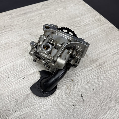 12-18 BMW F06 F10 F12 M5 M6 S63 Engine Motor Lower Oil Pump Assembly OEM 41k