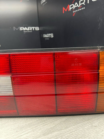 88-93 BMW E30 3-Series Right Rear Tail Light Lamp Late Model Factory OEM