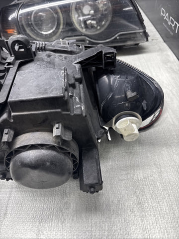 02-06 BMW E46 M3 ORIGINAL Bi Xenon Headlights Stock *Repaired Tab*