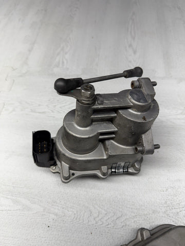 BMW 06-13 E90 E92 E93 M3 E60 E63 E64 M5 M6 THROTTLE BODY ACTUATORS 13627838085