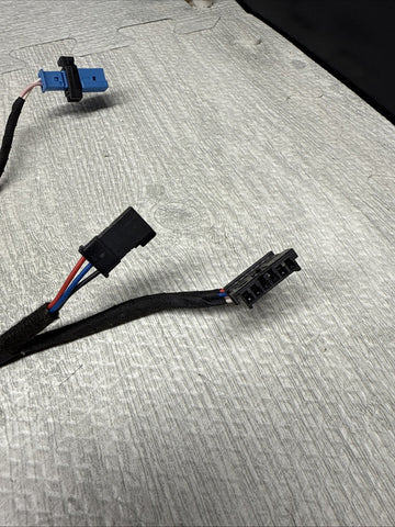 BMW 5 F07 F10 F11 6 F06 F12 F13 F-series OEM Steering Wheel Harness 32307848330
