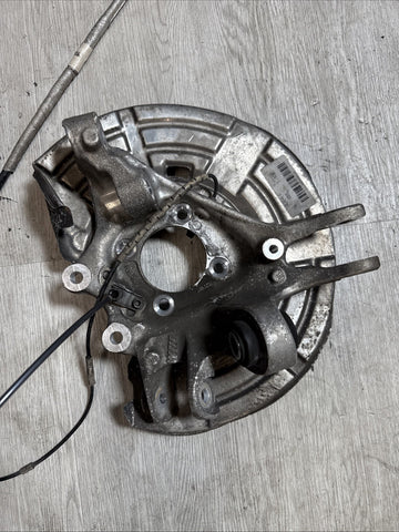 15-20 F80 F82 F83 F87 M2 M3 M4 BMW Rear Right Wheel Spindle Assembly *No Hub