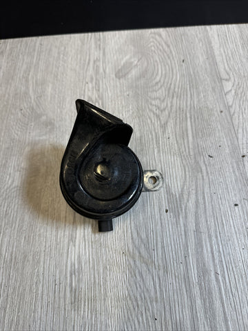 BMW 3 Cabrio E46 M3 Low Pitch Horn 7893139 61337893139 ORIGINAL