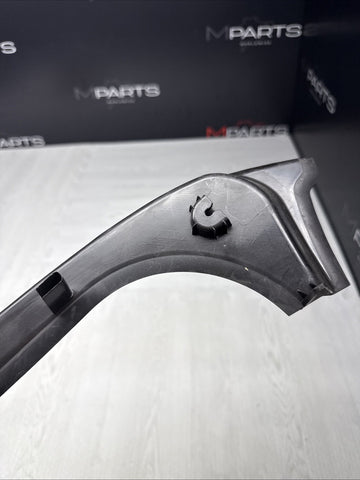 BMW 21-26 G82 G83 RIGHT PASSENGER TRUNK TRIM COVER DRIP SEAL CHANNEL BLACK