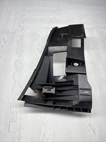 01-06 BMW E46 M3 LEFT DRIVER FRONT BUMPER COVER GUARD BRACKET 2695247