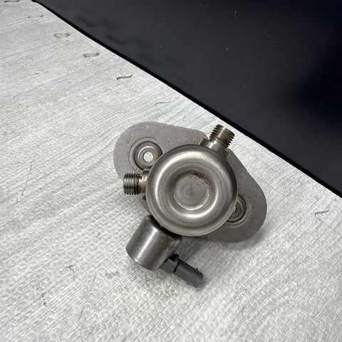 12-19 BMW High-pressure Pump M5 M6 650i X5M 8604232 F15 F85 F01 F02 F10 F13 F06