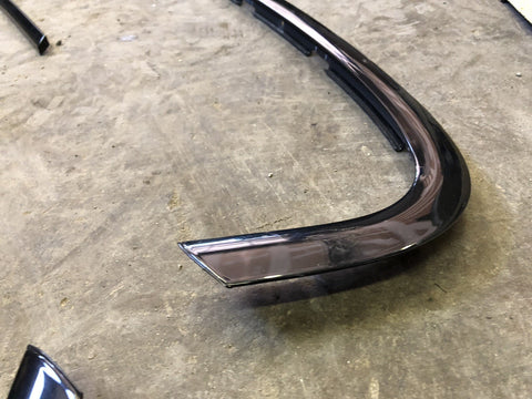 (PICK UP ONLY) 06-10 BMW E63 M6 Coupe Roof Top Window Gutter Trims Gloss Black