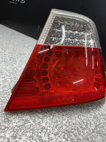 04-06 BMW 325Ci 330Ci Coupe Taillight LED Right Passenger Tail Light 6920700 OEM