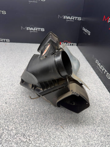 19-25 BMW G20 M340i Intake Air Filter Silencer OEM 72423094 MAHLE