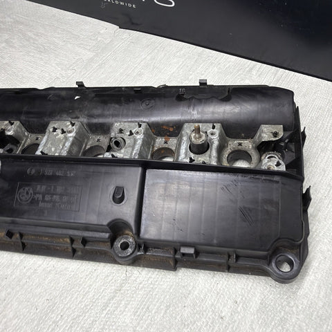 BMW E36 E39 328 528 M3 Z3 M52 S52 6-Cyl Engine Cylinder Head Valve Cover OEM