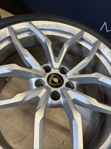 Lamborghini 20" OEM 20x8.5 20x10 Huracan LP580 LP610 Wheels and Tires