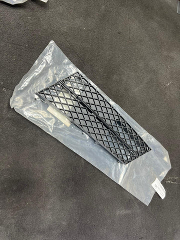 2008-2010 BMW 528i 535i 550i E60 Lower Bumper Grille Left Driver 51117178097