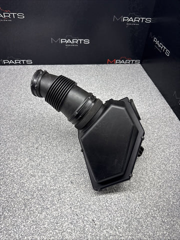18-23 BMW F90 M5 F91 F92 F93 M8 AIR INTAKES INTAKE FILTER & HOUSING SET OEM