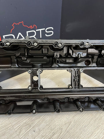 15-20 OEM BMW F80 F82 F83 F87 M2 M3 M4 S55 Engine Cylinder Head Valve Cover