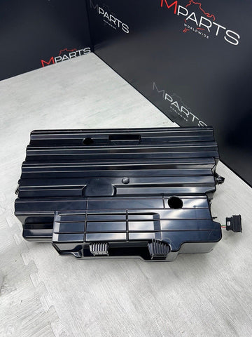 PORSCHE MACAN - BOSE Subwoofer Sub Woofer Bass Speaker 95B035481B