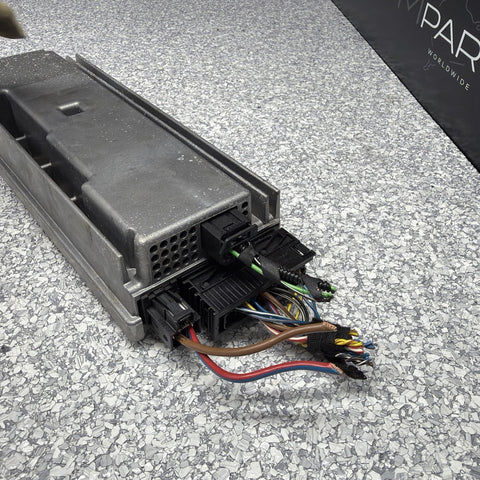 BMW E90 E91 E92 E93 M3 335iS 335xi Top Hifi Individual Audio Amplifier 7844934