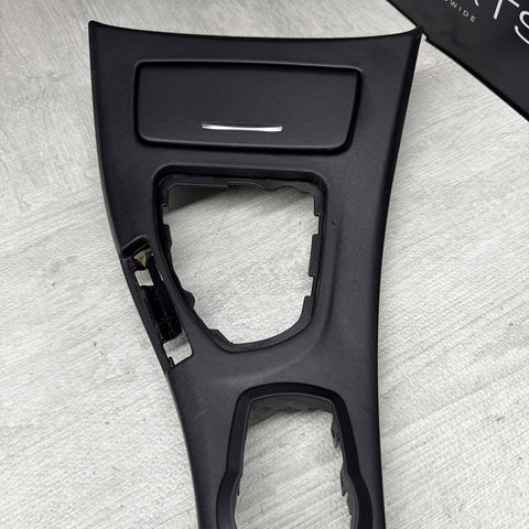 BMW E90 E92 M3 08-13 MANUAL CIC LEATHER CENTER CONSOLE TRIM OEM *Notes*