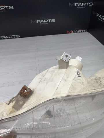 BMW E63 E64 650 M6 Front Left Turn Signal Light Indicator OEM 7165807 *Cracks