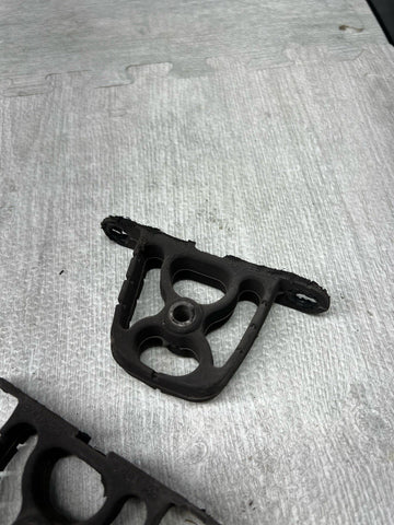 Exhaust Hangers Bracket Holders Mounts Pair BMW E38 E36 Z3 Z3M 18211704198