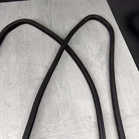 BMW 94-99 E36 M3 Coupe Panel Window Gaskets Seal Black Quarter Rear OEM