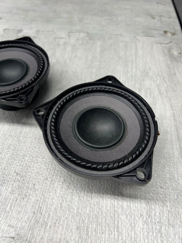 2014-2016 PORSCHE CAYMAN - Front DOOR Mid-Range Speakers Pair (BOSE) 7PP035415F