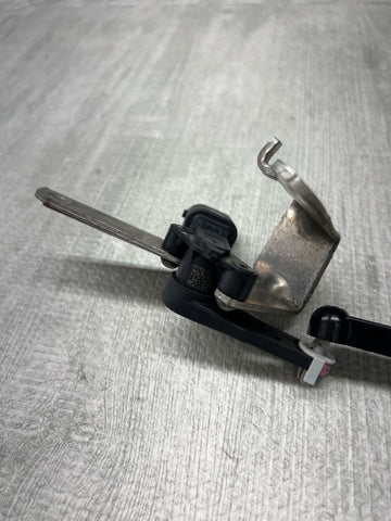 19-25 BMW GO5 X5 G06 X6 F96 X6M REAR RIDE HEIGHT HEADLAMP LEVEL SENSOR SET