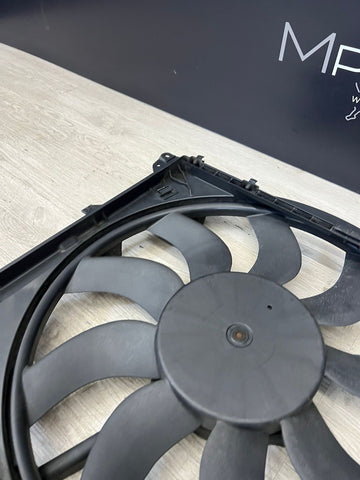 08-13 BMW E90 E92 E93 M3 S65 Engine Radiator Cooling Electric Fan *Housing Crack