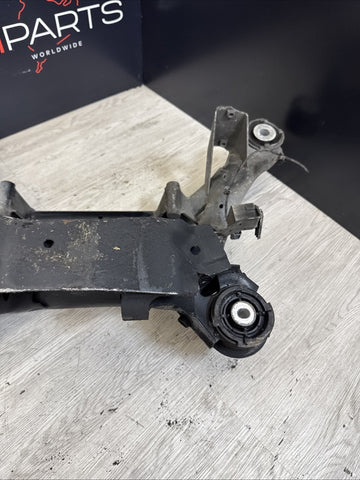 01-06 BMW E46 M3 REAR SUSPENSION SUBFRAME AXLE CARRIER CRADLE