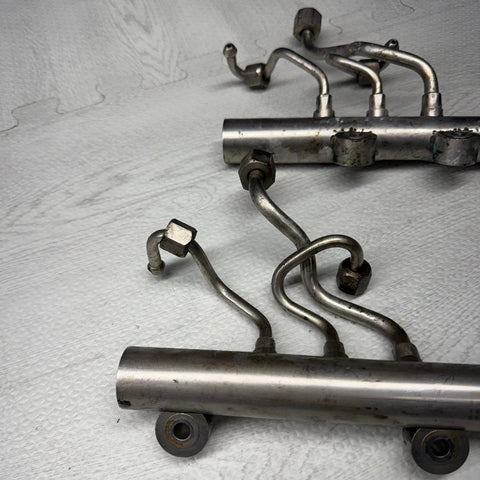 12-17 M5 M6 F06 F13 F12 F10 High Pressure Fuel Feed Line Rail 7642156 / 7642155