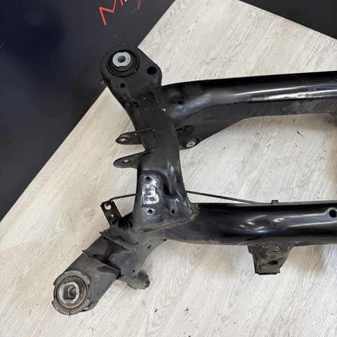 BMW E90 E92 E93 M3 08-13 REAR AXLE CARRIER SUB FRAME CROSSMEMBER CRADLE