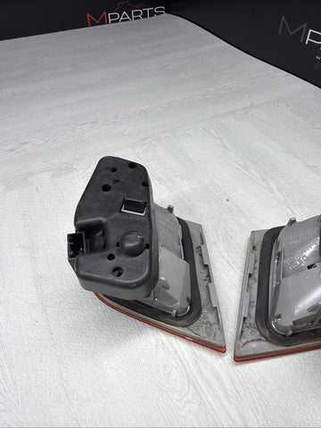 03-06 BMW E46 325 330 M3 Trunk Mounted Inner Tail Lights Depo