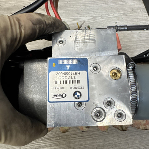 07-13 OEM BMW E93 M3 328 335 Convertible Hardtop Roof Pump Hydraulic Motor Unit