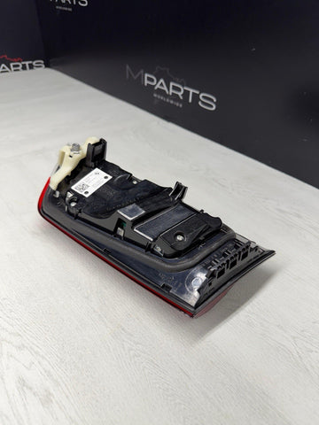 BMW 21-24 G20 G80 330 M340 M3 TAIL LIGHT TRUNK LEFT DRIVER H75A3BC6303 OEM