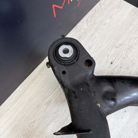 BMW E90 E92 E93 M3 08-13 REAR AXLE CARRIER SUB FRAME CROSSMEMBER CRADLE